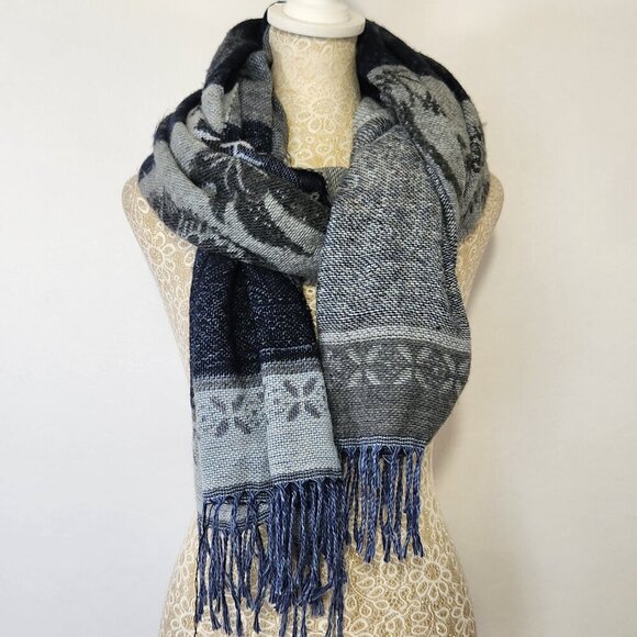 Aurora Paci Italia Blue Gray Floral Print Wool Blend Scarf Wrap Shaw Fringe City - Picture 11 of 16